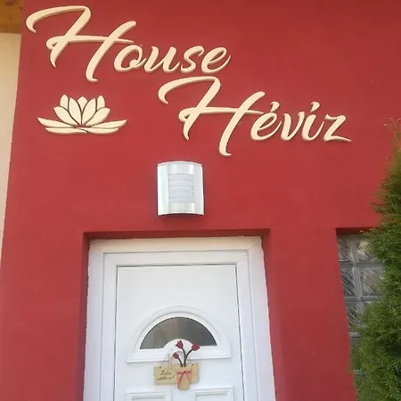 Hébergement de vacances House *